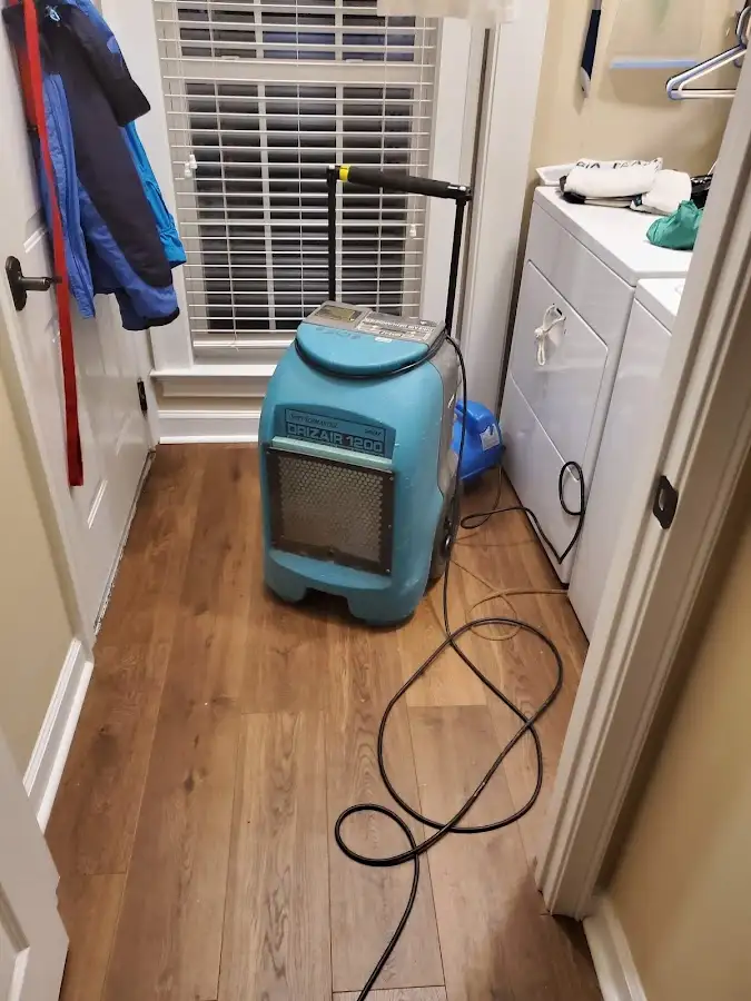 Commercial dehumidifier deployed for Crawl Space Restoration in Prattville